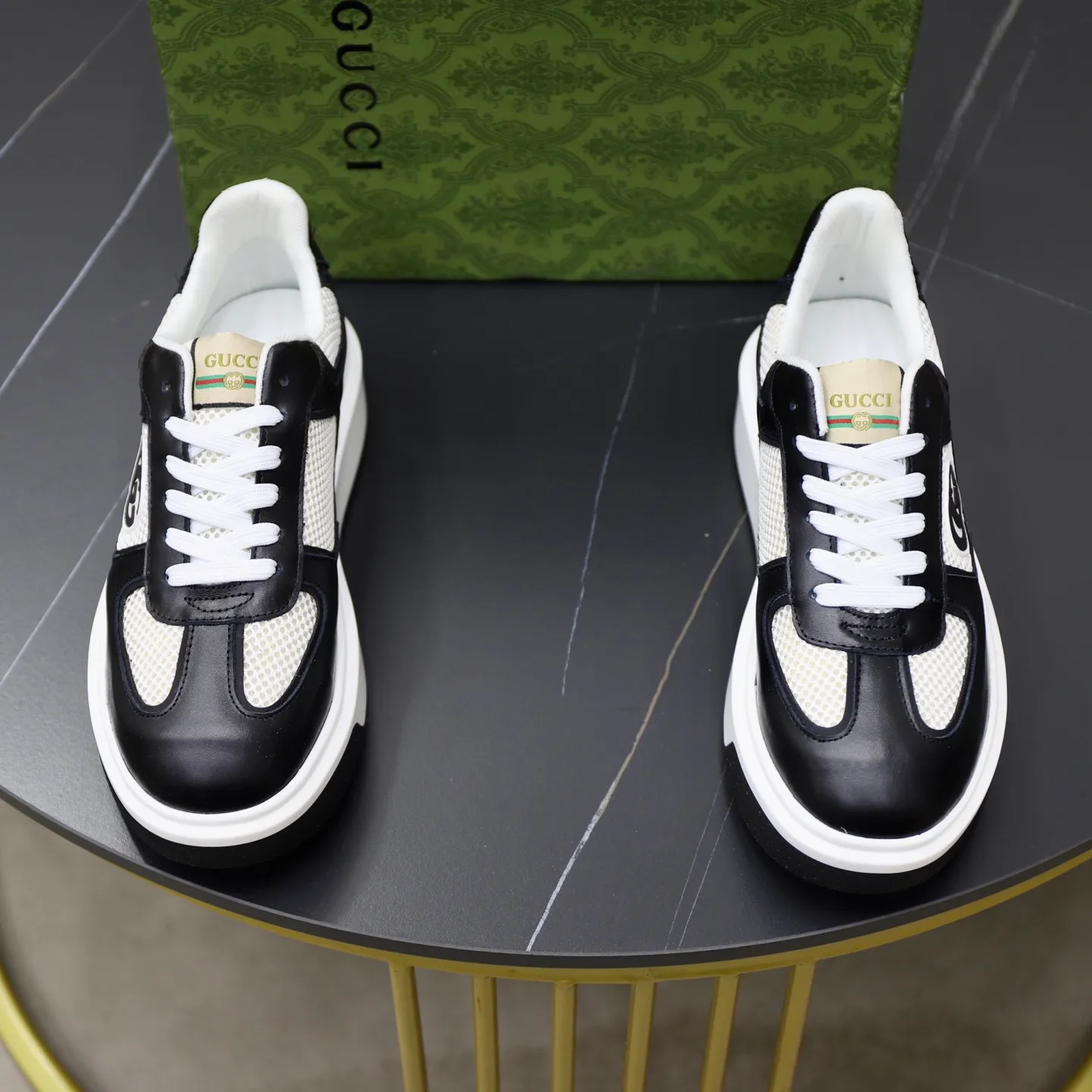 Ex-factory price: 462💰🙅‍♂️🙅‍♂️🙅‍♂️ Brand: GUCCI Standard code: 38-44 (45 customized) Grade: Same as the official website Material: Original cowhide material stitching Comfortable sheepskin lining Lightweight and wear-resistant sports outsole Style category: Men's fashionable casual shoes Running sneakers Distinguished luxury brand elements Top luxury Color: actual picture color